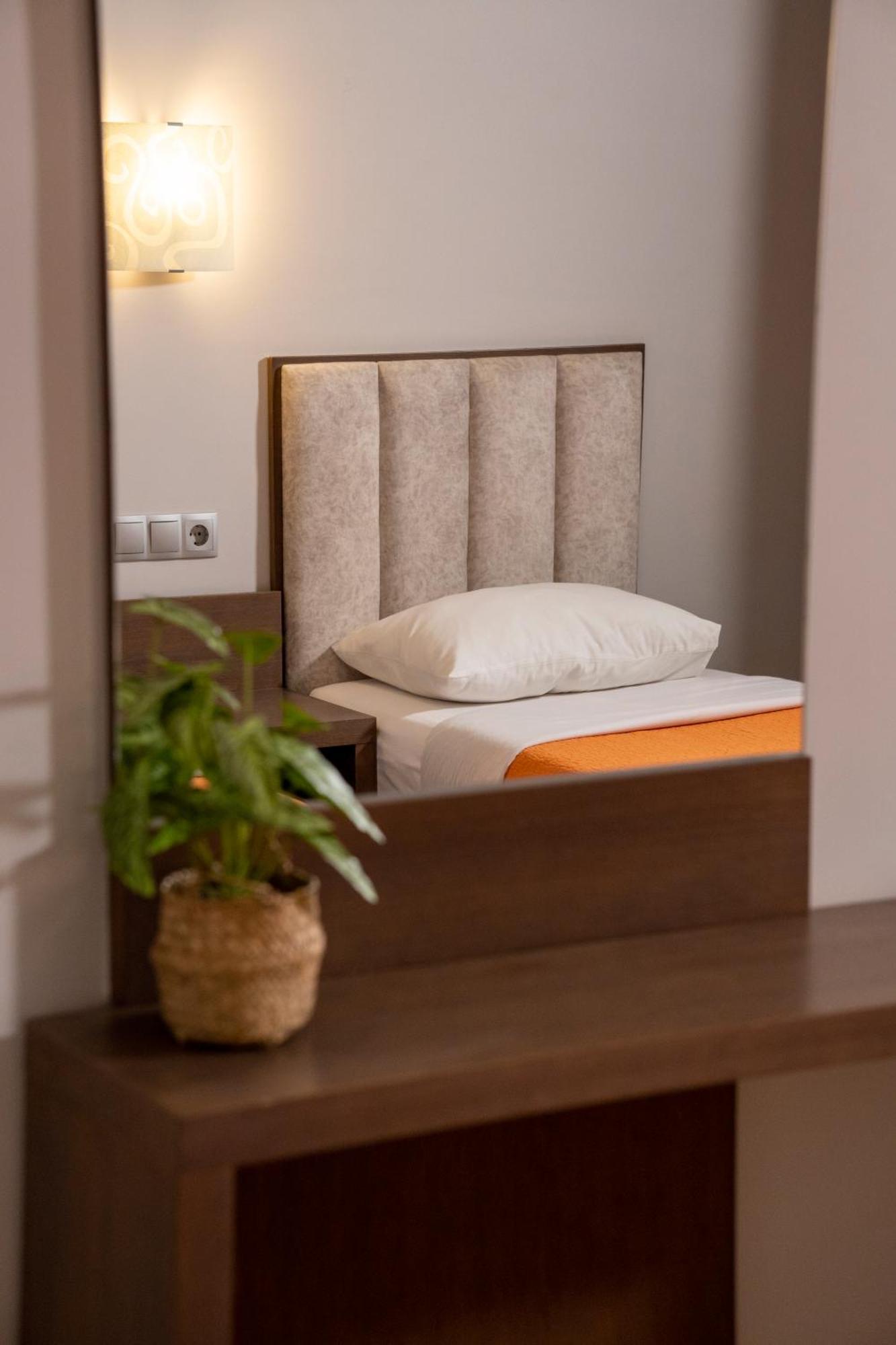Paralía Hotel Epavlis Eleftheriadi מראה חיצוני תמונה