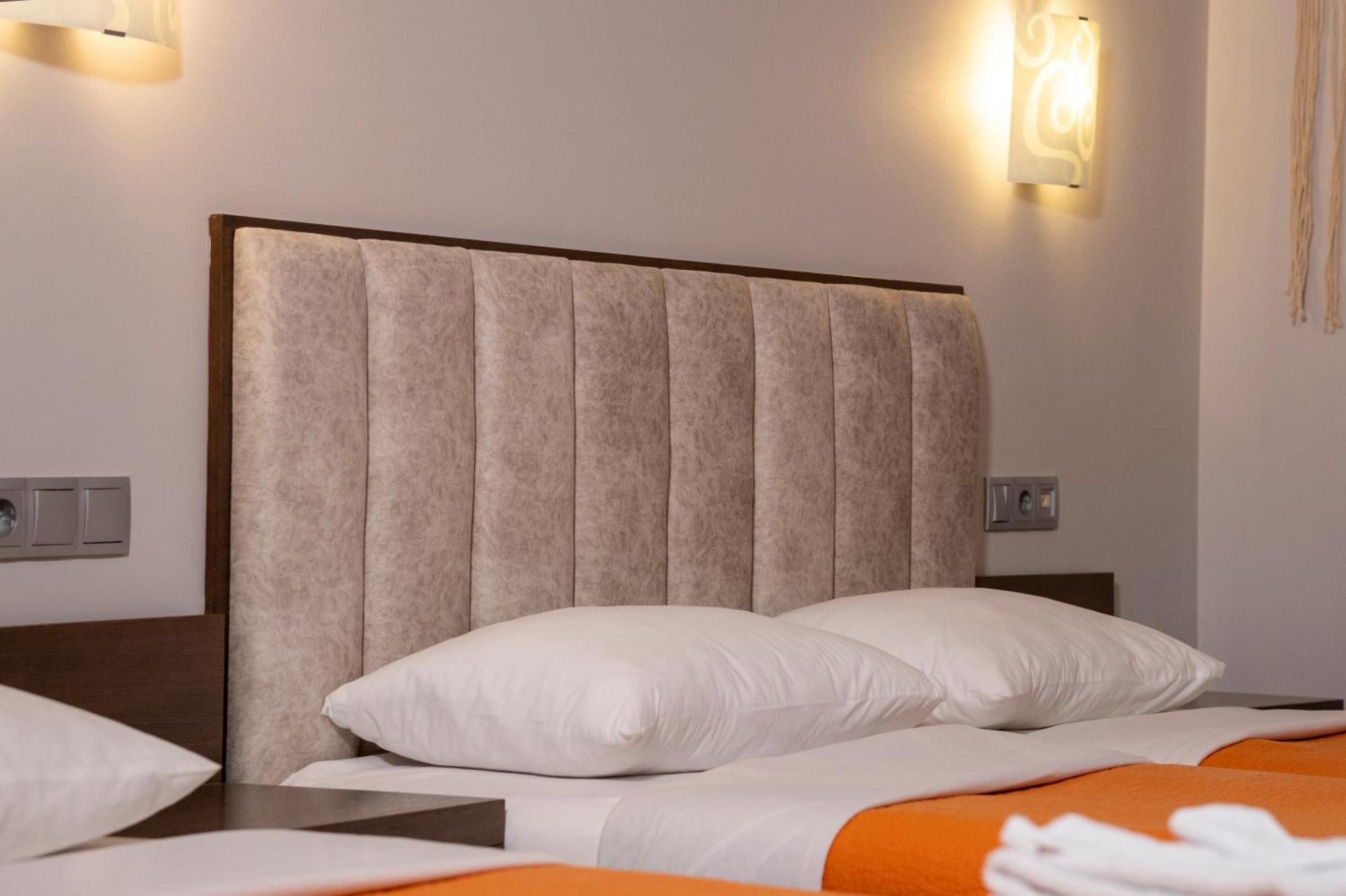 Paralía Hotel Epavlis Eleftheriadi מראה חיצוני תמונה