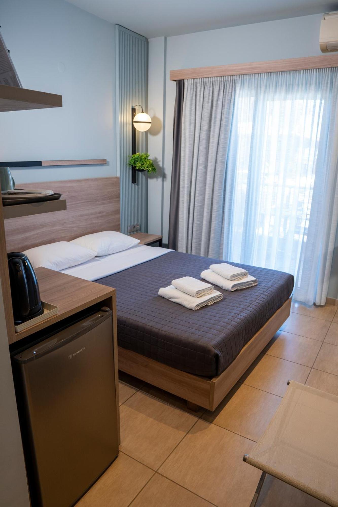 Paralía Hotel Epavlis Eleftheriadi מראה חיצוני תמונה